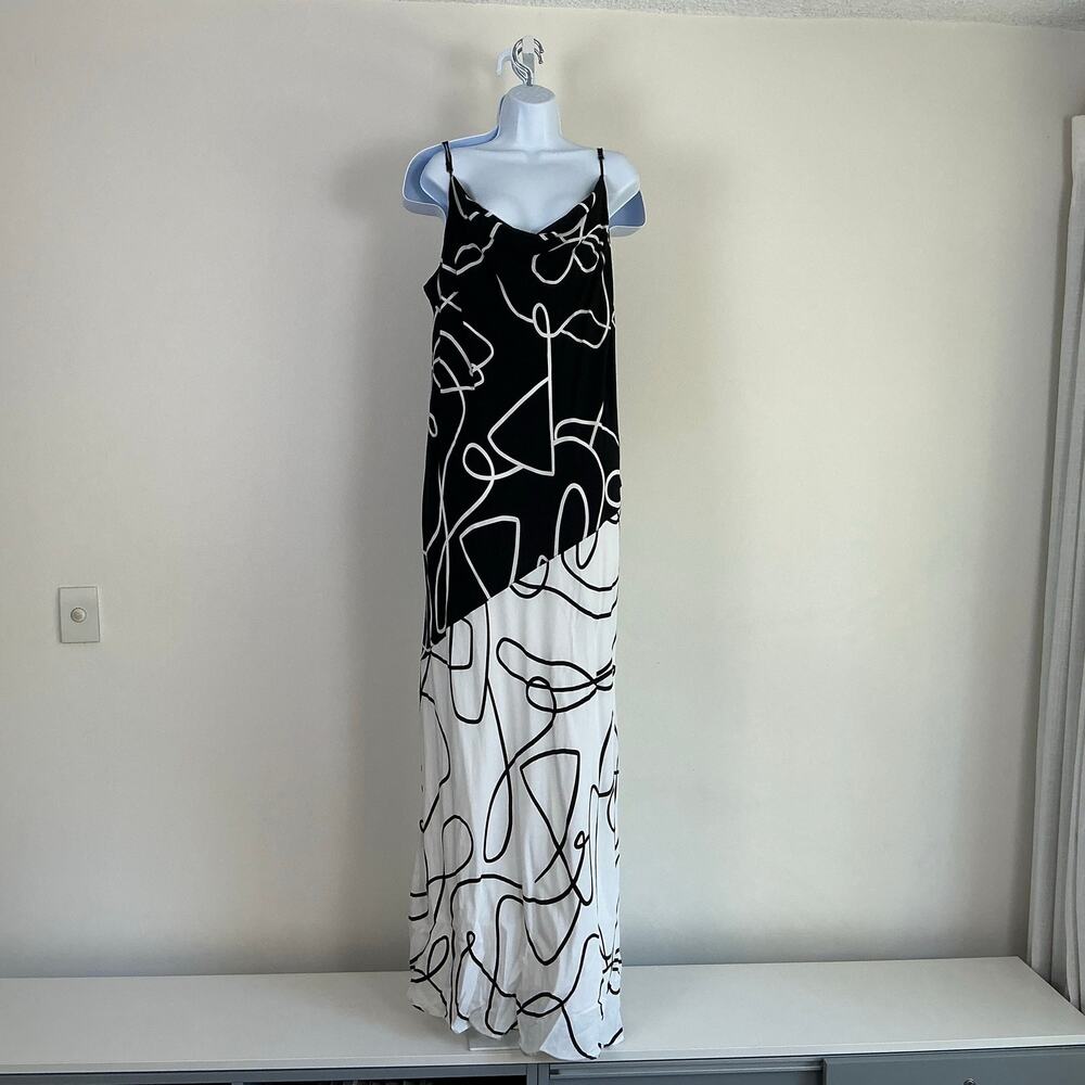 11 Honoré Plus Size Abstract Line Art Slip Dress 22 Black White Cami Flared